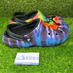 Men’s Size 11 Crocs Classic Lined Tie-Dye Clog Multi-Color Black 206341-988